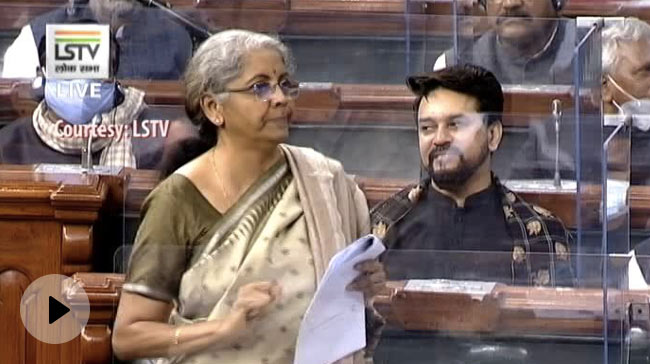 भारत को शीर्ष पर ले जाने के लिए सरकार सभी वर्गों के लिए काम करती है : सीतारमण