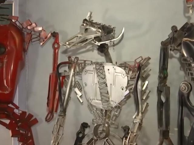 Chandigarh Engineer Crafts Humanoid Using Metal Scrap