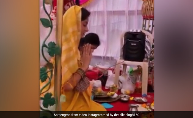 सरस्वती पूजा पर दीपिका सिंह ने पहनी पीली साड़ी, पूजा करते हुए शेयर किया खूबसूरत सा Video