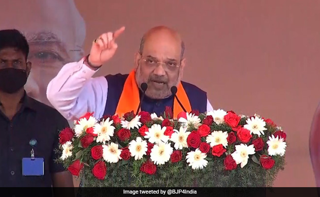 खड़गपुर में 1KM लंबा रोड शो कर बोले अमित शाह- बंगाल को ‘सोनार बांग्ला’ में बदलेगी बीजेपी