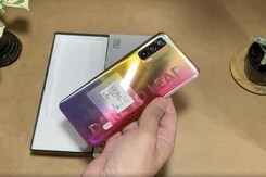 Realme X7 Unboxing & First Impressions: 5G Smartphone Under Rs. 20,000 Realme X7 Unboxing & First Impressions: 5G Smartphone Under Rs. 20,000