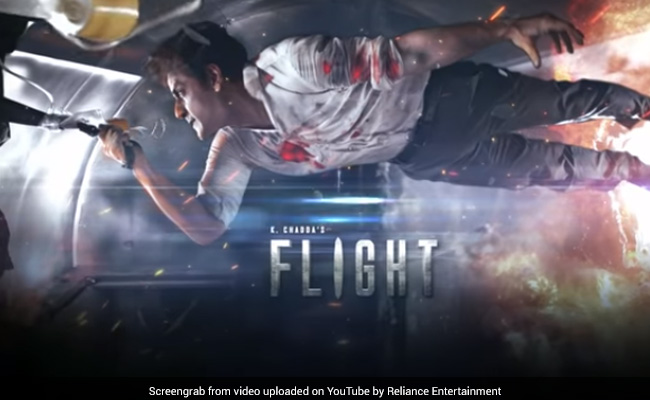 Flight: मोहित चड्ढा की फिल्म 'फ्लाइट' का मोशन पोस्टर रिलीज होते ही वायरल, देखें खतरनाक Video