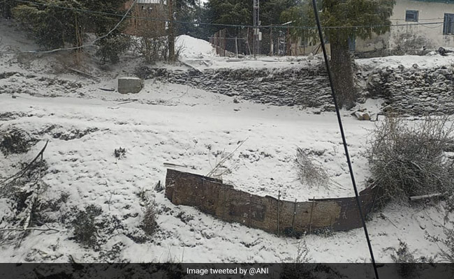 295 Roads Closed, 639 Electricity Lines Across Himachal Pradesh Due To Snowfall