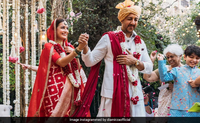 More Stunning Pics From Dia Mirza And Vaibhav Rekhi's Wedding Album