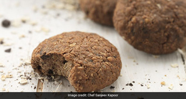 Craving for Cookies? Try This Gluten-Free Recipe By Fitness Expert Yasmin Karachiwala