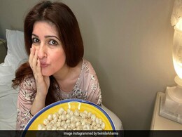 Aarav Posts ROFL Pic Of Mom Twinkle Khanna On Family Chat. In Her Defense... Aarav Posts ROFL Pic Of Mom Twinkle Khanna On Family Chat. In Her Defense...