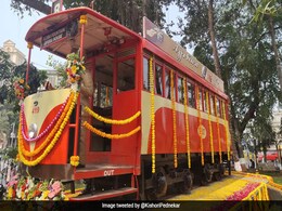 Mumbai Mayor Unveils Restored Tram Car For Public Viewing Mumbai Mayor Unveils Restored Tram Car For Public Viewing