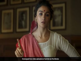 <I>Gangubai Kathiawadi</i> Teaser: Alia Bhatt As Mafia Queen Is The Fear And Strength Of Kamathipura <I>Gangubai Kathiawadi</i> Teaser: Alia Bhatt As Mafia Queen Is The Fear And Strength Of Kamathipura