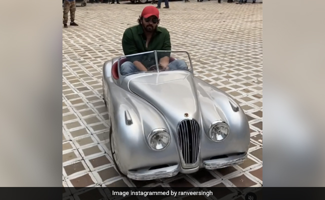 <i>Cirkus</i>: What Ranveer Singh Means When He Says Rohit Shetty "Takes His Job Very Seriously"