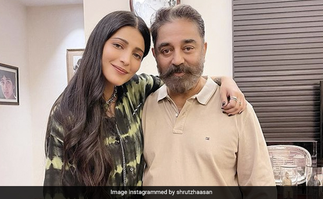 Shruti Meets Father Kamal Haasan "After Ages." See Viral Pics