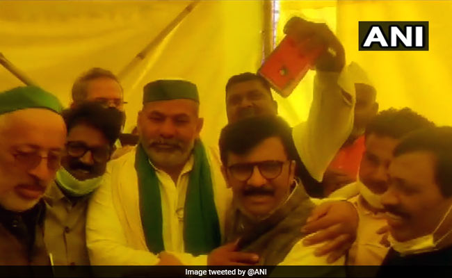 Shiv Sena's Sanjay Raut Meets Ghazipur Farmers Today "At Uddhav Thackeray's Behest"