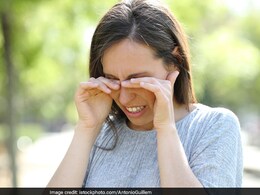 Eye Irritation: आंखों की जलन को दूर करने के लिए आजमाएं ये 6 कारगर घरेलू उपचार, तुरंत मिलेगा फायदा Eye Irritation: आंखों की जलन को दूर करने के लिए आजमाएं ये 6 कारगर घरेलू उपचार, तुरंत मिलेगा फायदा