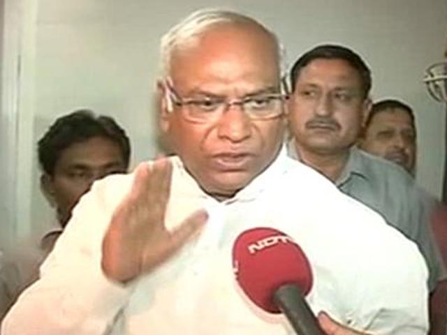 कांग्रेस नेता मल्लिकार्जुन खड़गे ने कोरोना संकट पर पीएम को लिखा खत, दिए 6 अहम सुझाव