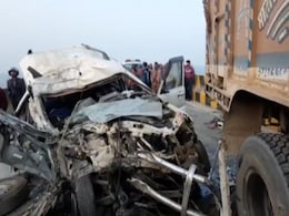 बिहार : कटिहार में भीषण सड़क हादसा, छह की मौत, तीन घायल गंभीर बिहार : कटिहार में भीषण सड़क हादसा, छह की मौत, तीन घायल गंभीर