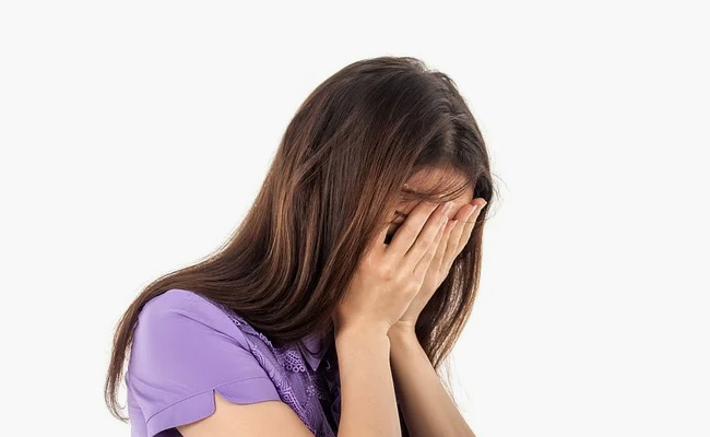 #Shweta Trends On Twitter As Woman Forgets To Turn Off Mic On Group Call