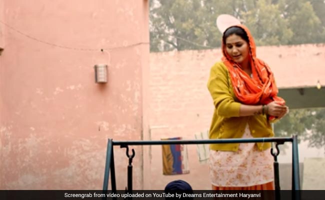 Sapna Choudhary के नए हरियाणवी सॉन्ग 'लोरी' ने मचाई धूम, देसी क्वीन ने नए अंदाज से किया हैरान