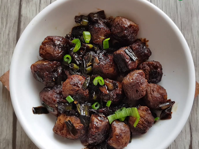 How To Make Chilli Soya Nuggets | Easy Chilli Soya Nuggets Recipe Video