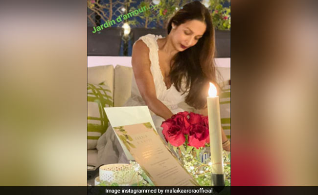 On Valentine's Day, Arjun Kapoor Couldn't Take His Eyes Off Malaika Arora. See Pics