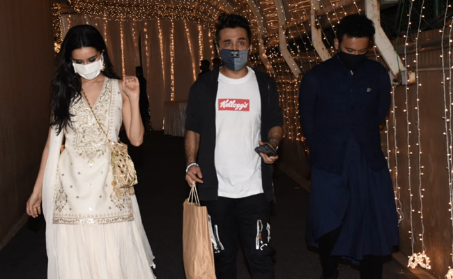 ICYMI: Shraddha Kapoor Left Priyaank Sharma's Wedding Party With Rumoured Boyfriend Rohan Shreshtha