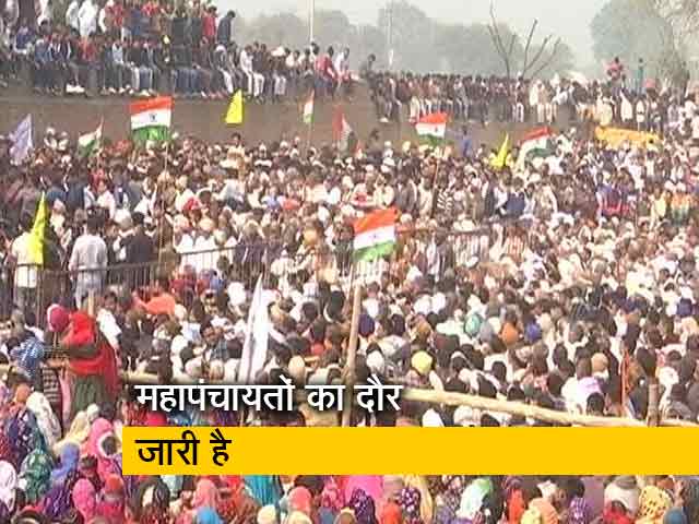 उत्तर प्रदेश के शामली में महापंचायत के लिए बड़ी संख्या में पहुंचे किसान