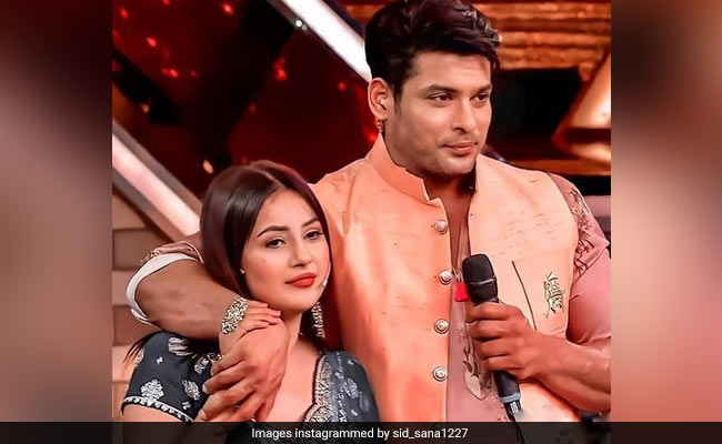 Shehnaaz Gill के फोन वॉलपेपर पर दिखी उनकी और सिद्धार्थ शुक्ला की Photo, फैन्स का यूं आया रिएक्शन