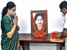 "As Amma Wished, AIADMK Should Contest Polls With Us": VK Sasikala "As Amma Wished, AIADMK Should Contest Polls With Us": VK Sasikala