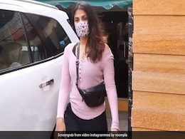 सुशांत सिंह राजपूत की बहन प्रियंका के खिलाफ रिया चक्रवर्ती का केस बॉम्बे हाईकोर्ट ने रखा बरकरार सुशांत सिंह राजपूत की बहन प्रियंका के खिलाफ रिया चक्रवर्ती का केस बॉम्बे हाईकोर्ट ने रखा बरकरार