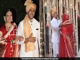 दीया मिर्जा और वैभव ने अपने गले से उतारकर एक-दूसरे को पहनाई वरमाला, शादी से जुड़े Video और Photos हुए वायरल दीया मिर्जा और वैभव ने अपने गले से उतारकर एक-दूसरे को पहनाई वरमाला, शादी से जुड़े Video और Photos हुए वायरल