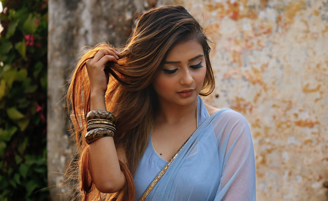 Get Spring Ready With These Colourful Kurtas At Upto 70% Off