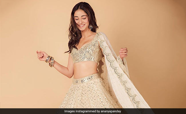 Get Wedding Ready With These Lehengas Under Rs 5000