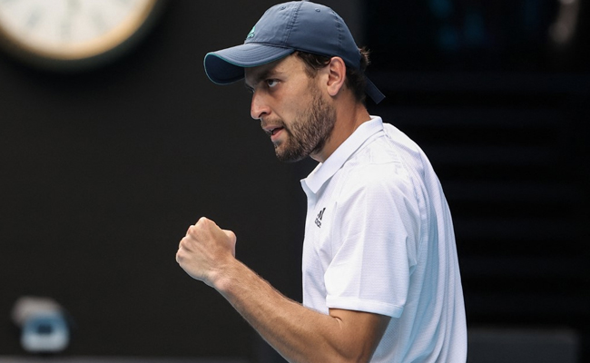 Australian Open: असलान करत्सेव ने रचा इतिहास, डेब्यू में ग्रैंड स्लैम सेमीफाइनल में पहुंचने वाले पहले खिलाड़ी बने