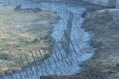 Barricades, Barbed Wires At Farmers Protest Sites; Water Shortage Alleged Barricades, Barbed Wires At Farmers Protest Sites; Water Shortage Alleged