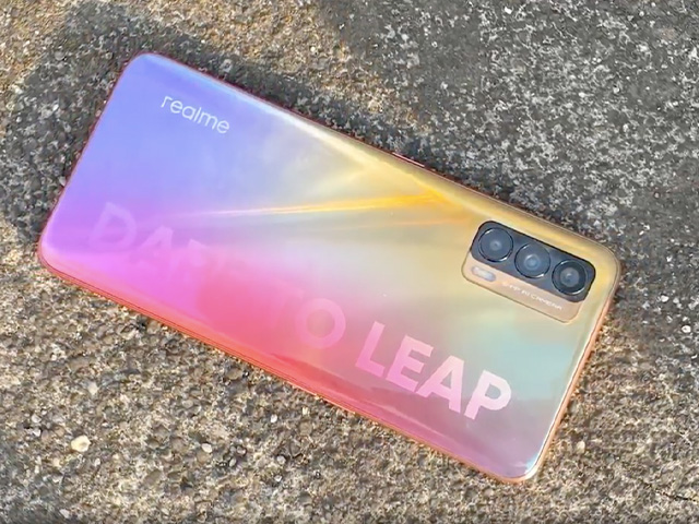 Realme X7 Review: Should You Buy This 5G Phone Under Rs. 20,000?