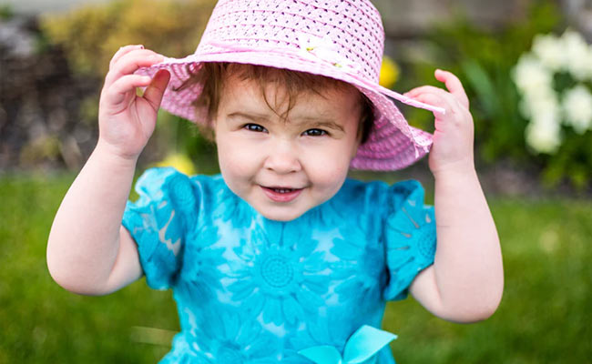 Adorable Dresses For Your Little Girl To Glam Up Like A Diva
