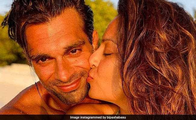 Another Day, Another Post From Bipasha Basu And Karan Singh Grover's "Island Life"