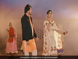 '52 गज का दामन' की सिंगर रेणुका पंवार के हरियाणवी सॉन्ग 'कोठे ऊपर कोठरी' की धूम, देखें Video '52 गज का दामन' की सिंगर रेणुका पंवार के हरियाणवी सॉन्ग 'कोठे ऊपर कोठरी' की धूम, देखें Video