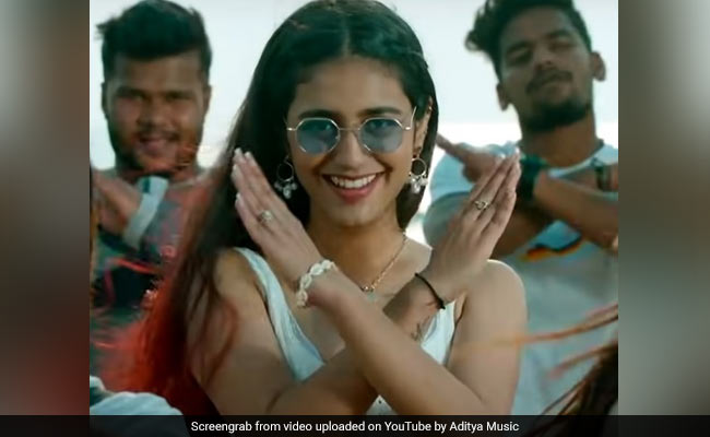 Priya Prakash Varrier का नया सॉन्ग रिलीज, कभी पिया हुक्का तो कभी Beach पर किया डांस- देखें Video