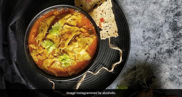 Leftover Yogurt At Home? Make Light And Tasty 'Papad Ki Sabzi' With It!