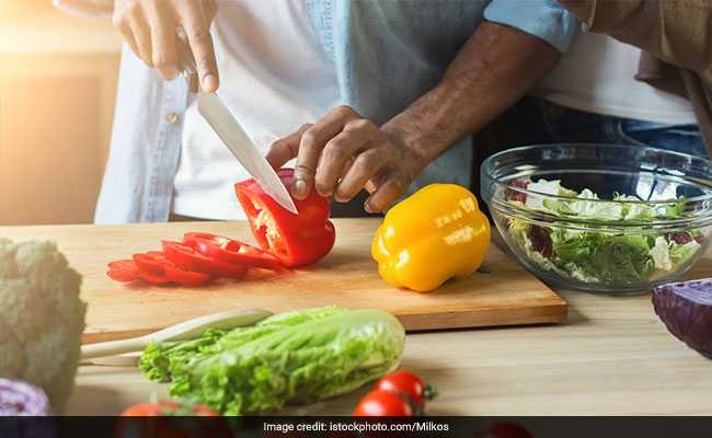 Plant-based diet focuses on consumption of fruits and vegetables