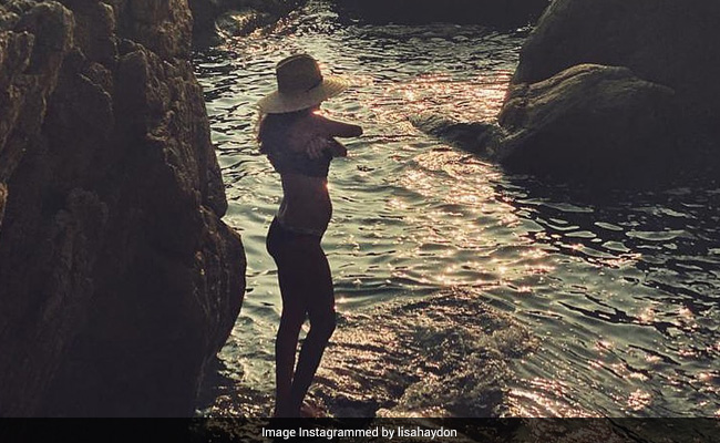 Mom-To-Be Lisa Haydon Shares A Pic From Her Maternity Diaries