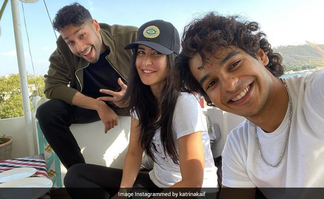 Katrina Kaif, Siddhant Chaturvedi And Ishaan Khatter Never Have A Dull Day On The Sets Of <I>Phone Bhoot</I>