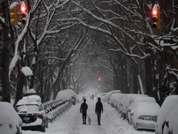 Huge Snowstorm Hits US East Coast Disrupting Virus Vaccinations Huge Snowstorm Hits US East Coast Disrupting Virus Vaccinations