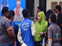 महाराष्ट्र में बढ़ रहे कोरोना के मामले, हेल्थ एक्सपर्ट्स ने लोगों को ठहराया इसका जिम्मेदार महाराष्ट्र में बढ़ रहे कोरोना के मामले, हेल्थ एक्सपर्ट्स ने लोगों को ठहराया इसका जिम्मेदार