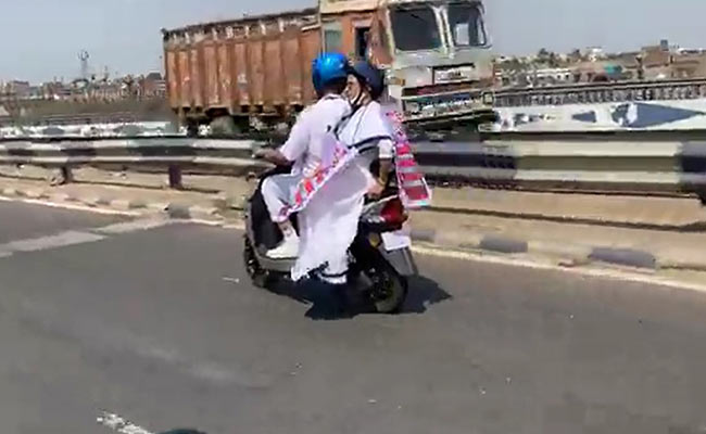 After Tejashwi Yadav's Tractor Ride, Mamata Banerjee's Scooter Spin