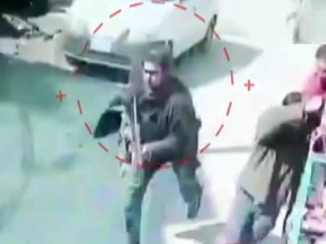 Caught On CCTV, 2 Cops Shot Dead By Terrorists At Srinagar Tea Stall