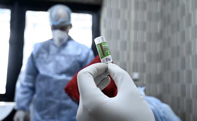 Coronavirus India Updates: पिछले 24 घंटे में COVID-19 से 11831 लोग हुए संक्रमित, 84 मरीजों की गई जान