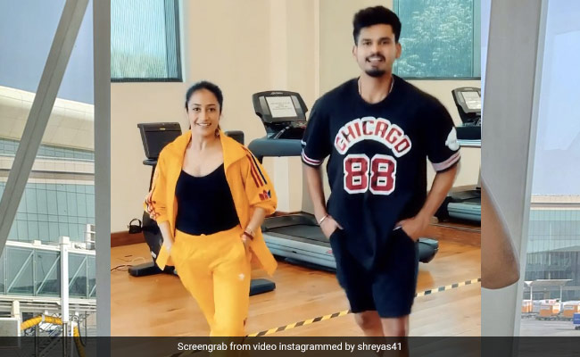 युजवेंद्र चहल की वाइफ के साथ श्रेयस अय्यर ने किया जोरदार डांस, देखकर हार्दिक पंड्या ने दिया ऐसा रिएक्शन