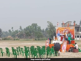 Trinamool's <i>"Pawri Ho Rahi Hai"</i> Counter To BJP's "Bella Ciao" Rendition Trinamool's <i>"Pawri Ho Rahi Hai"</i> Counter To BJP's "Bella Ciao" Rendition