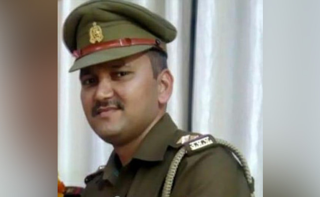 UP: आगरा में दो भाइयों का झगड़ा सुलझाने गए दारोगा की गोली मारकर हत्या