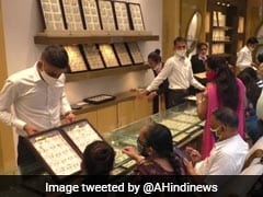 Gold, Silver Prices Fall for 2nd Consecutive Day